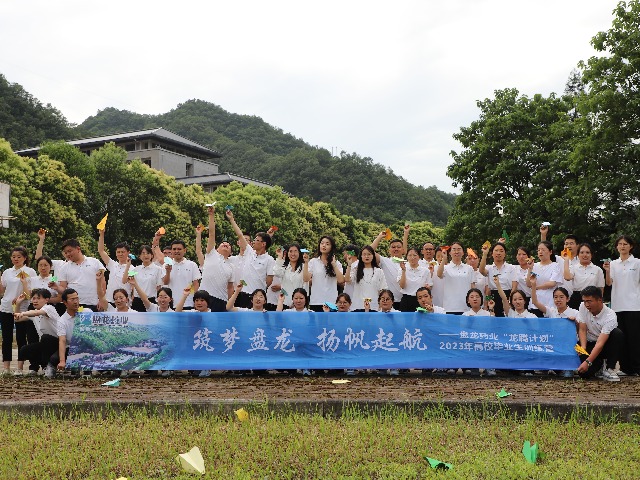 d42b21a7969fd599ab8a1cf5876e1404